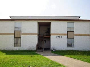 2700 Evergreen Cir, Bryan, TX 77801