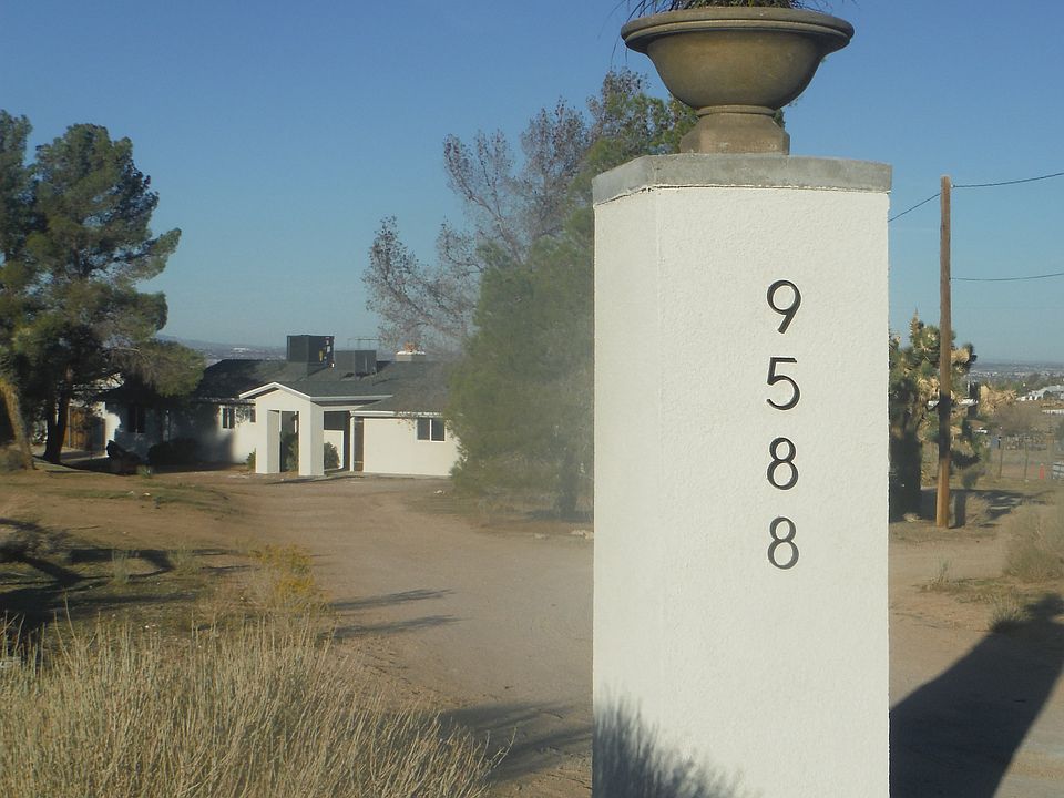 1st image of 9588 Cerra Vista St