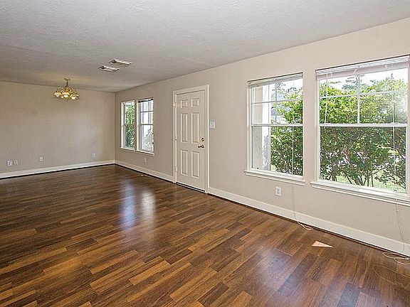 5th image of 18726 Atasca Oaks Dr