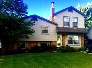 844 Lily Cache Ln, Bolingbrook, IL 60440