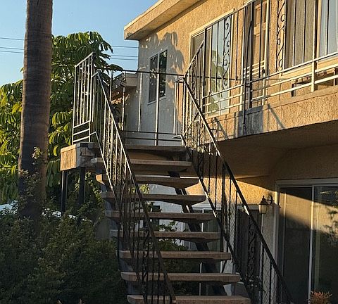 2nd image of 4344 Cleveland Ave #7