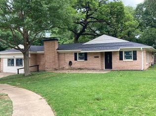 1707 Henderson Ct, Irving, TX 75061