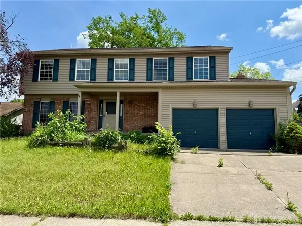 2500 Royal Ridge Dr, Miamisburg, OH 45342