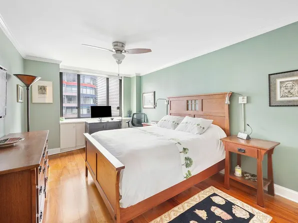300 E 54th St APT 25-G, New York, NY 10022