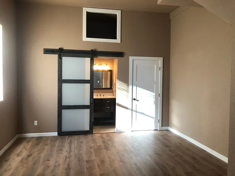 650 Blossom Way #A — Photo 4