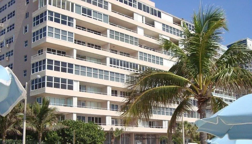 345 N Fort Lauderdale Beach Blvd — Photo 3