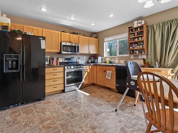 5th image of 2767 Ryland Ave