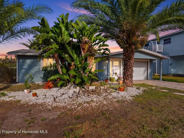 13231 Starfish Dr, Hudson, FL 34667