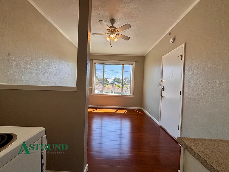 62 Oakes Blvd #5 — Photo 6