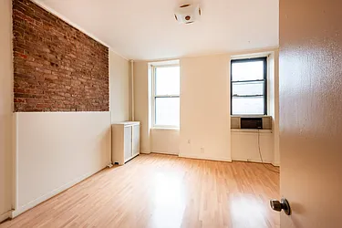 Rented by WIRE International Realty