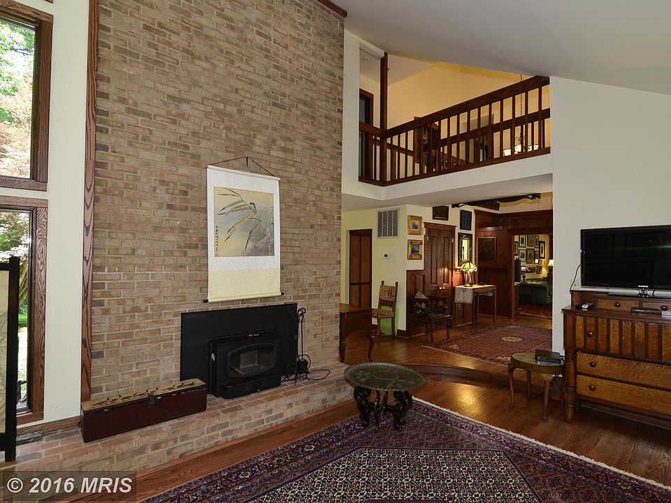 1st image of 5840 Hunton Wood Dr