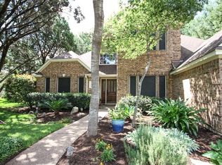 929 Blue Spring Cir, Round Rock, TX 78681