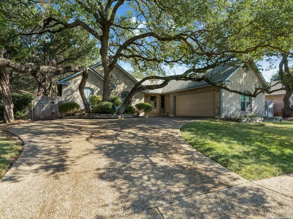 11307 Woodridge Forest, San Antonio, TX 78249