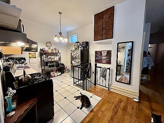 1st image of 1280 Pacific St #2A