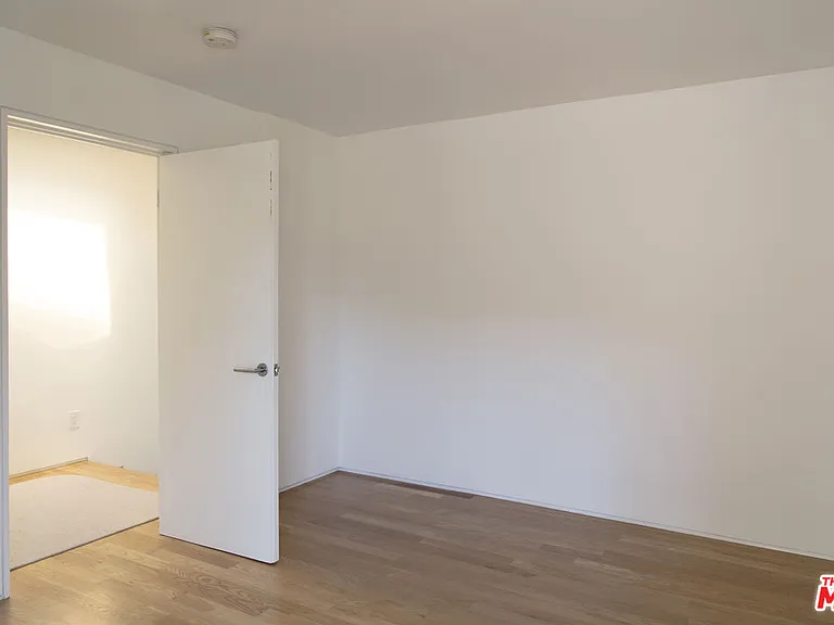 444 W Avenue 37 — Photo 23