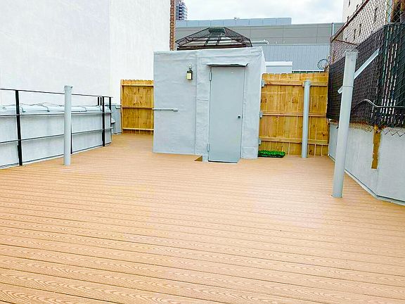 2nd image of 415 E 90th St #4G