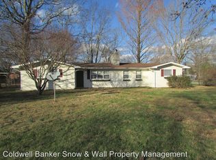 1103 Oak Dr, Manchester, TN 37355