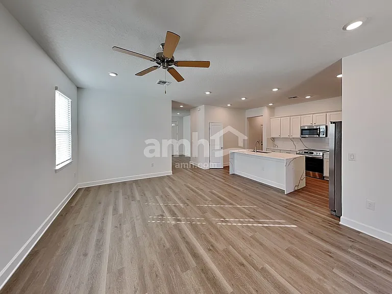 2904 20th Avenue Dr W — Photo 8