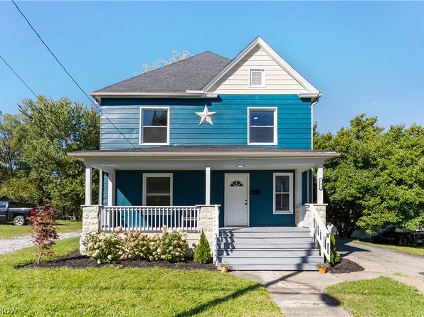 153 Elm St, Struthers, OH 44471