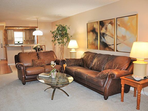 4th image of 777 Turtle Cove Ln #1B