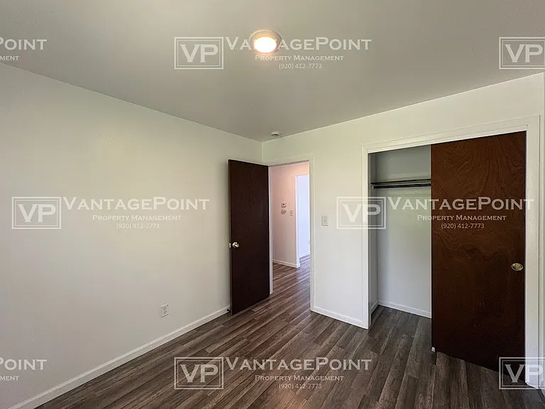 1234 S Erie St #4 — Photo 8