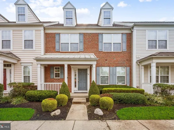 8 Borton Ave, Voorhees, NJ 08043