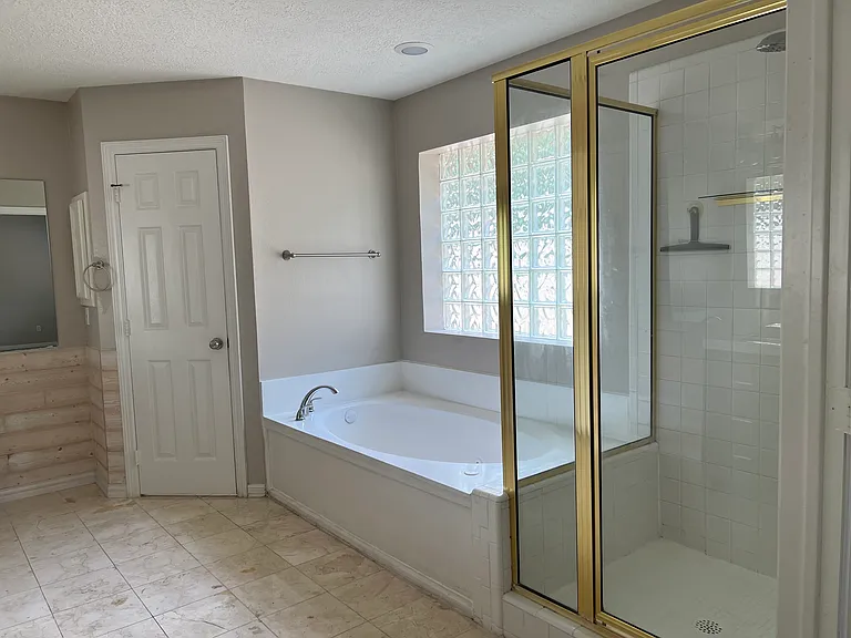 14106 Glen Canon Ln — Photo 31