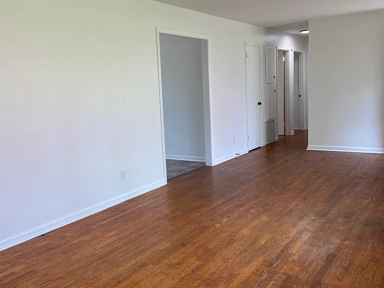 6343 Thom Rd — Photo 6