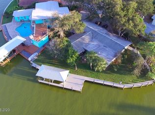 1224 Samar Rd, Cocoa Beach, FL 32931