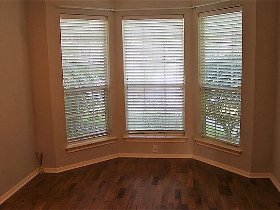 4th image of 3706 Clover Valley Dr