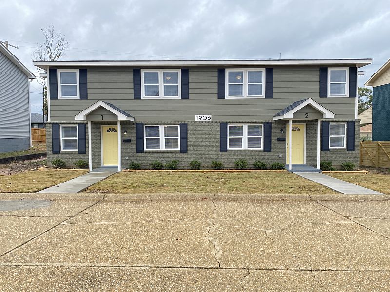 1st image of 1906 Sanford Dr #2