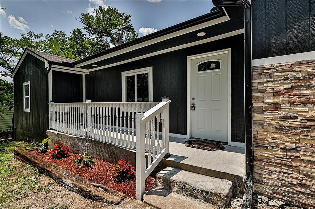 4940 N Ewing Ave, Kansas City, MO 64119 Zillow