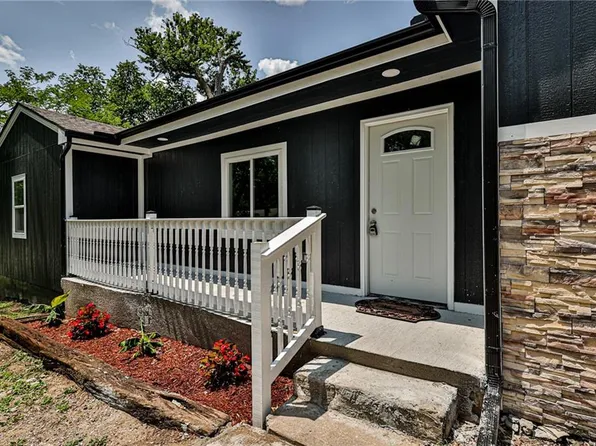 4940 N Ewing Ave, Kansas City, MO 64119