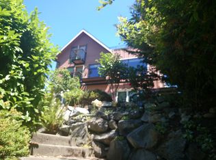 2612 Franklin Ave E, Seattle, WA 98102