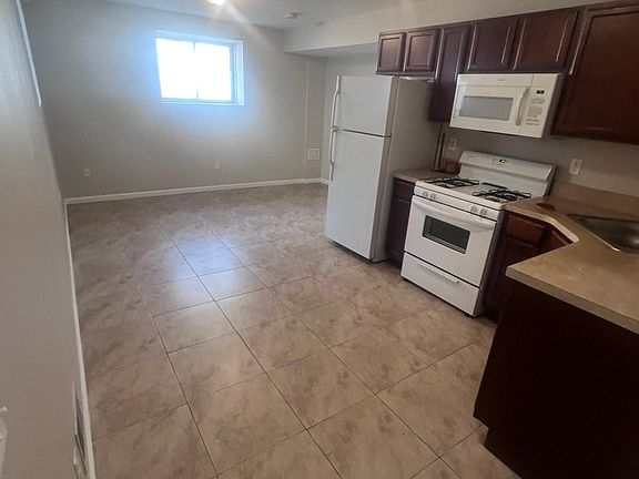 3rd image of 175 Yetman Ave #Basement