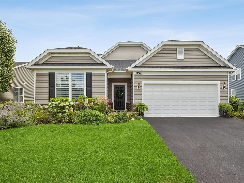 1st image of 1096 Patricia Dr