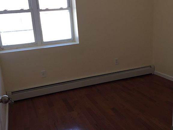 2nd image of 10828 49th Ave