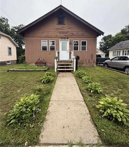 1104 Emery Street, Eau Claire, WI, 54701