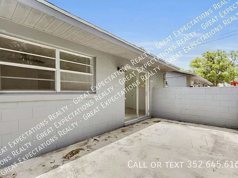 5856 SE Drew Rd — Photo 2
