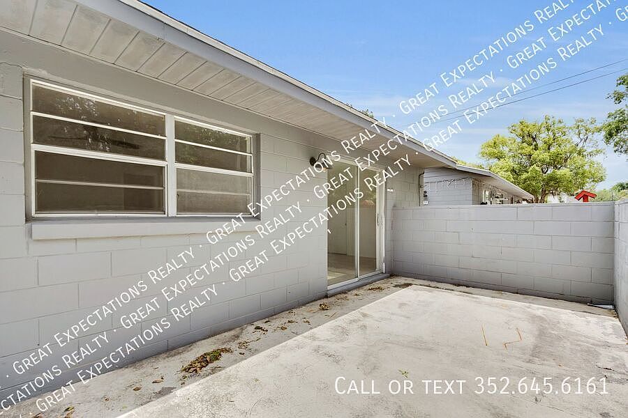 2nd image of 5922 SE Front Rd