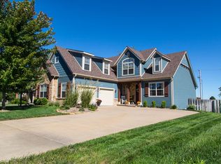 3604 N Wakefield Dr, Ozark, MO 65721