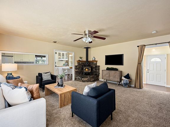 4th image of 4675 Wilderness Way