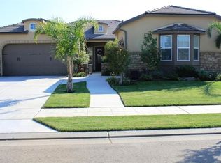 3282 Purvis Ave, Clovis, CA 93619