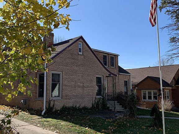 5th image of 615 W Mackie St