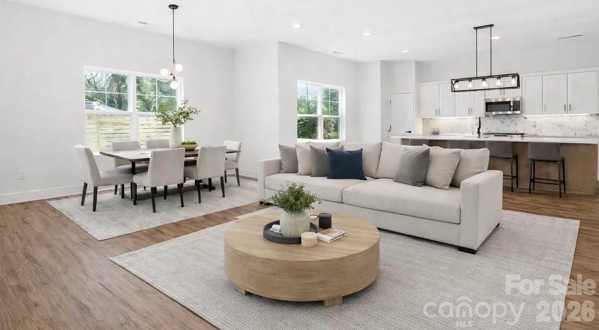 4 bed, 3.5 bath, 2260 sqft, $4,000 — Photo 4