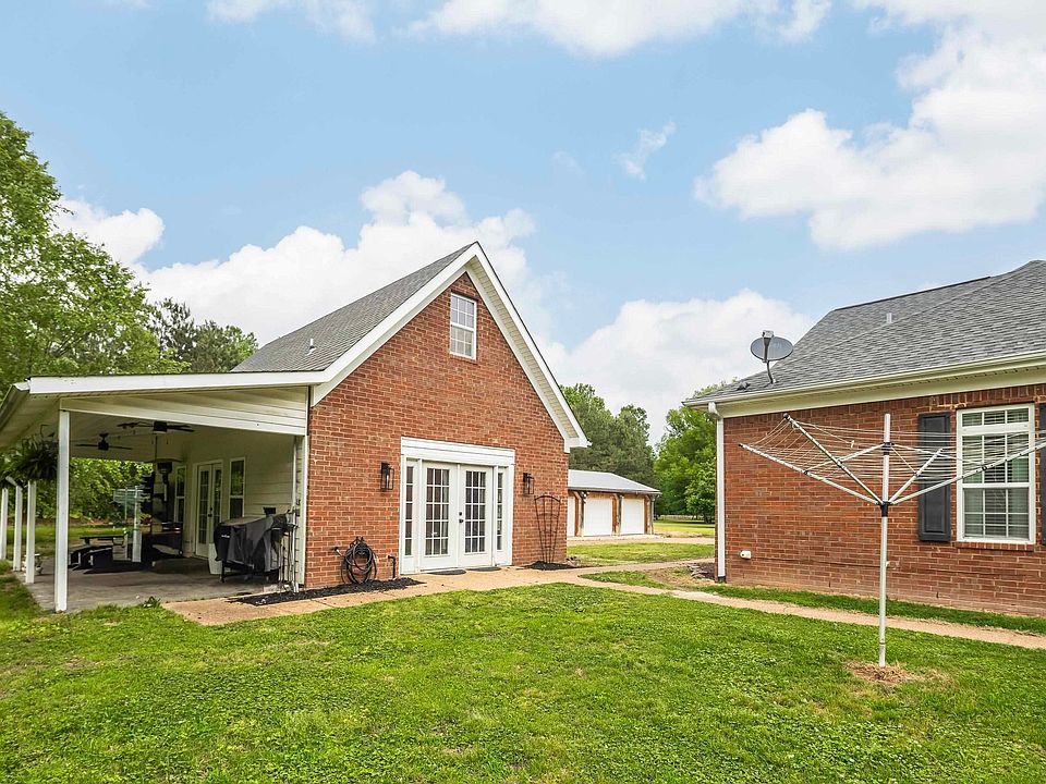 25th image of 1095 Culbreath Rd