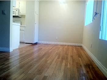 5th image of 1738 Purdue Ave APT 02