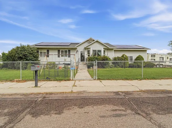 860 Harold St, Chubbuck, ID 83202