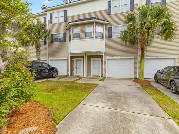 4522 Great Oak Dr, North Charleston, SC 29418