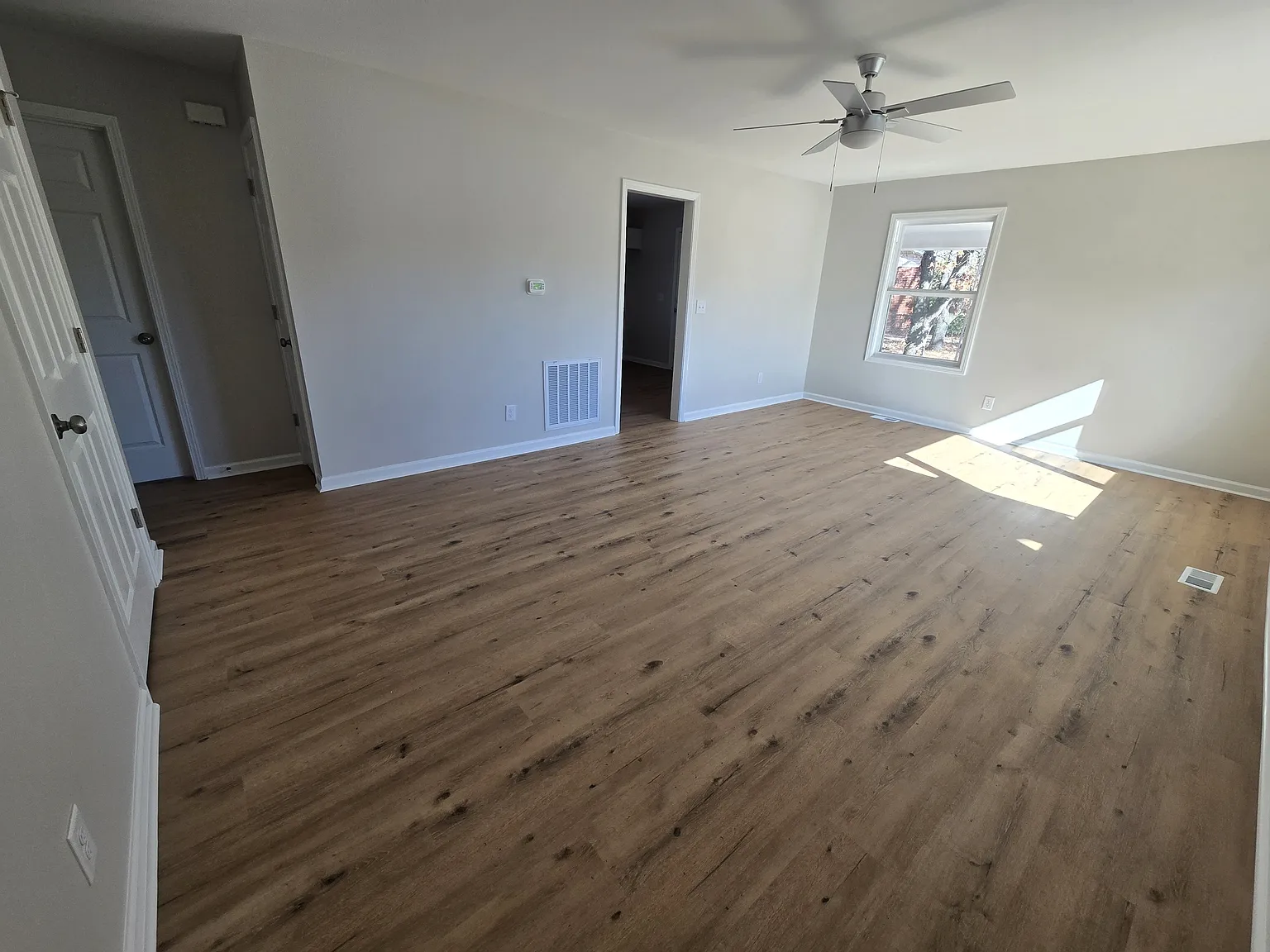 1401 Morrison Avenue - 1 — Photo 3